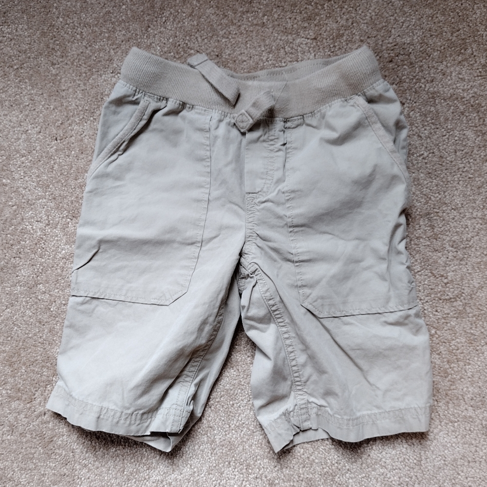 Land's End boys size S tan/khaki cargo shorts